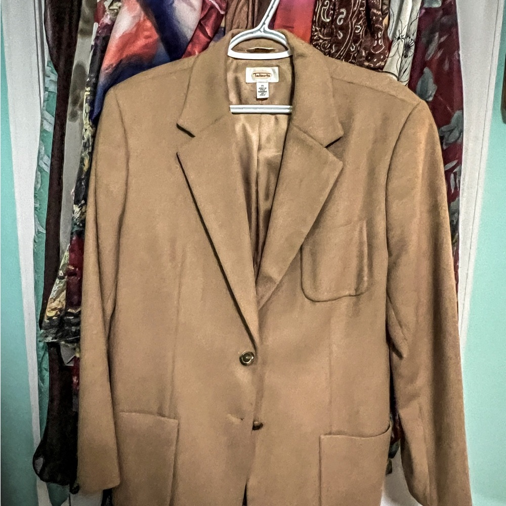 100% camel hair